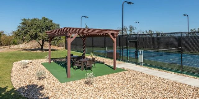 8620 Retreat Boulevard, Cleburne, TX 76033