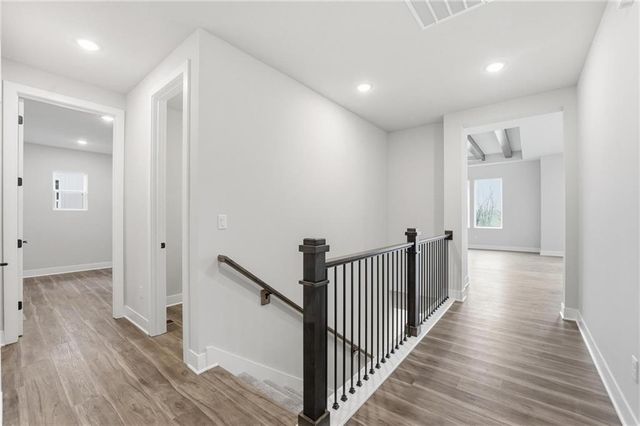 20647 Skyview Lane, Spring Hill, KS 66083
