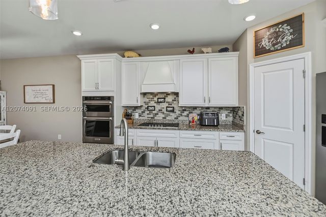 16241 Rosemallow Ln, Other, FL 33920