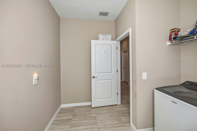 16241 Rosemallow Ln, Other, FL 33920