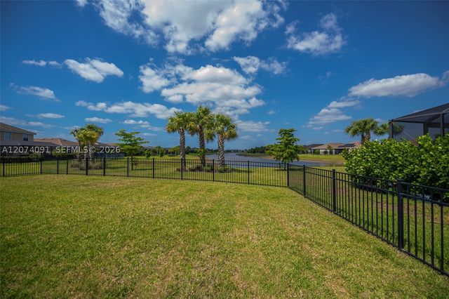 16241 Rosemallow Ln, Other, FL 33920
