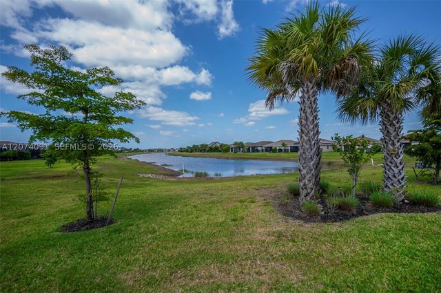 16241 Rosemallow Ln, Other, FL 33920