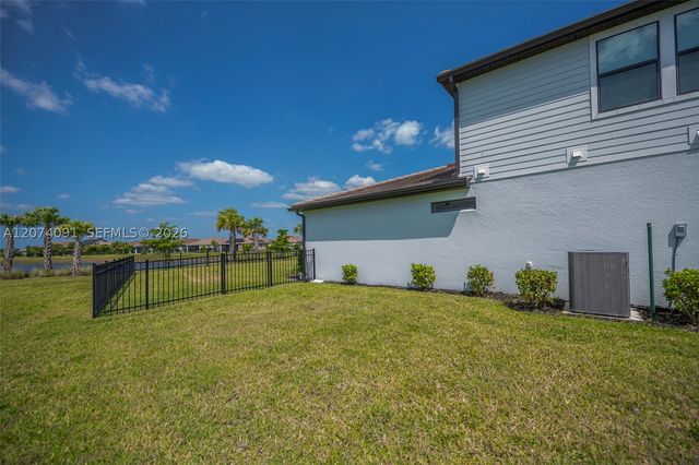 16241 Rosemallow Ln, Other, FL 33920