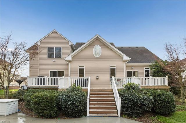 320 Riviara PL, Chesapeake, VA 23322