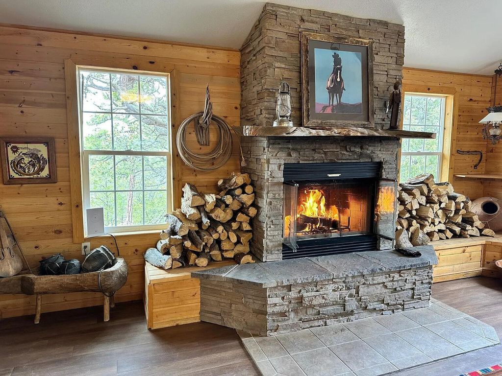 Image 15 of property listing at 37 Lasso Lane Lane, Pie Town, NM 87827