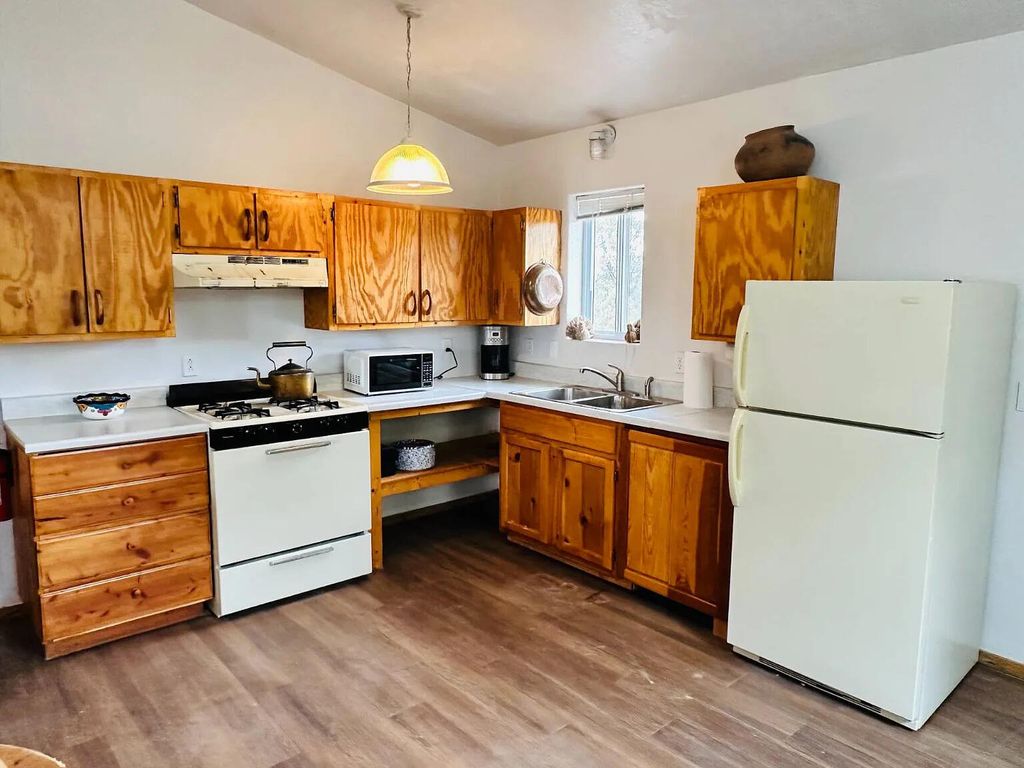 Image 30 of property listing at 37 Lasso Lane Lane, Pie Town, NM 87827