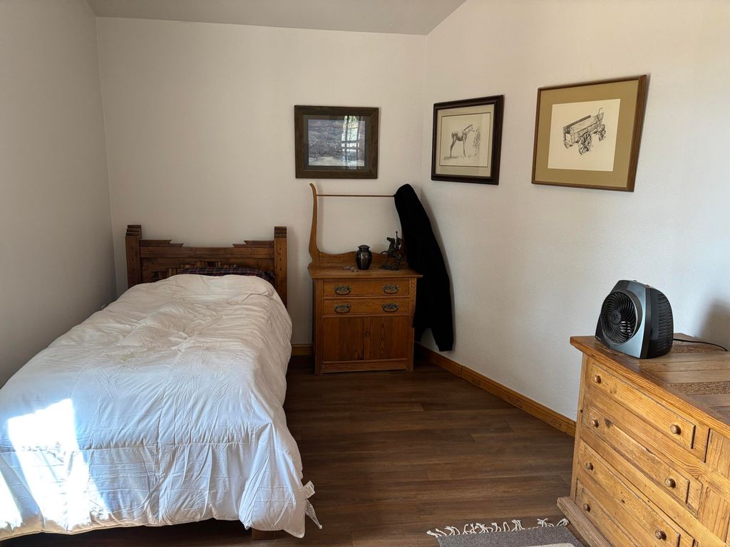 Image 34 of property listing at 37 Lasso Lane Lane, Pie Town, NM 87827