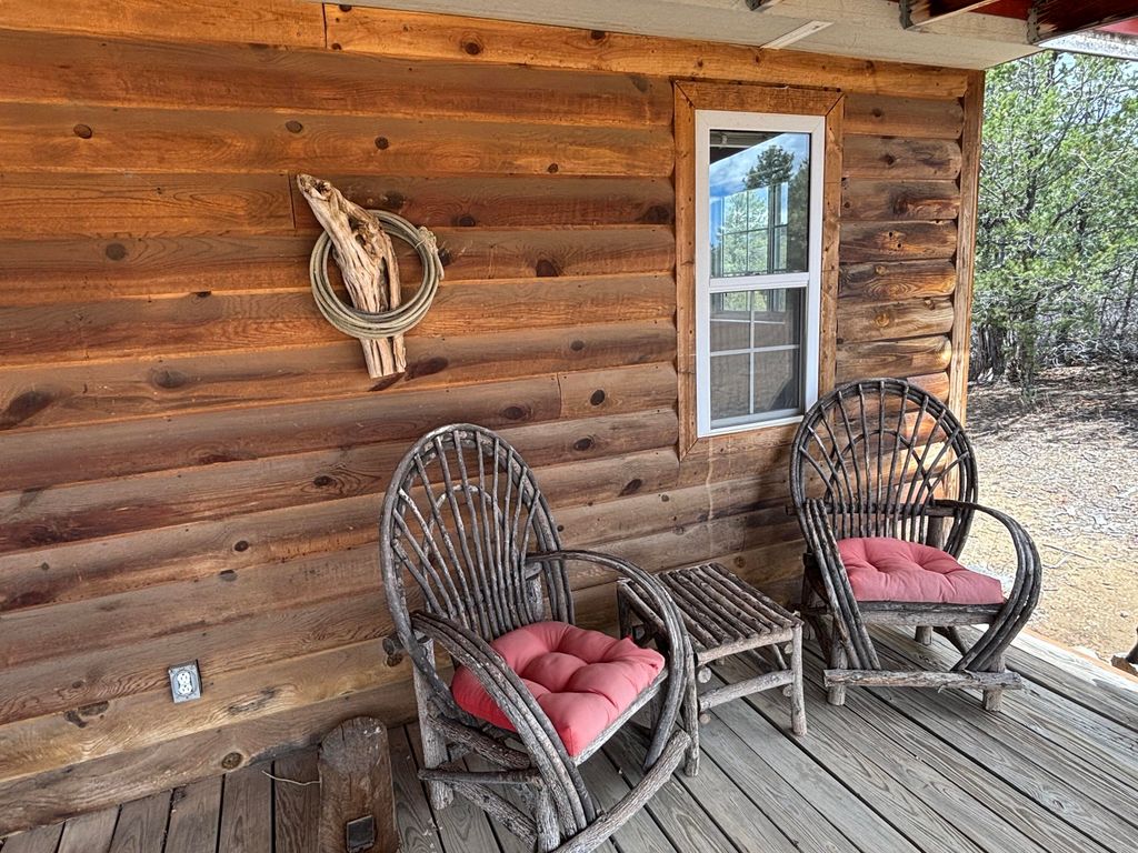 Image 35 of property listing at 37 Lasso Lane Lane, Pie Town, NM 87827