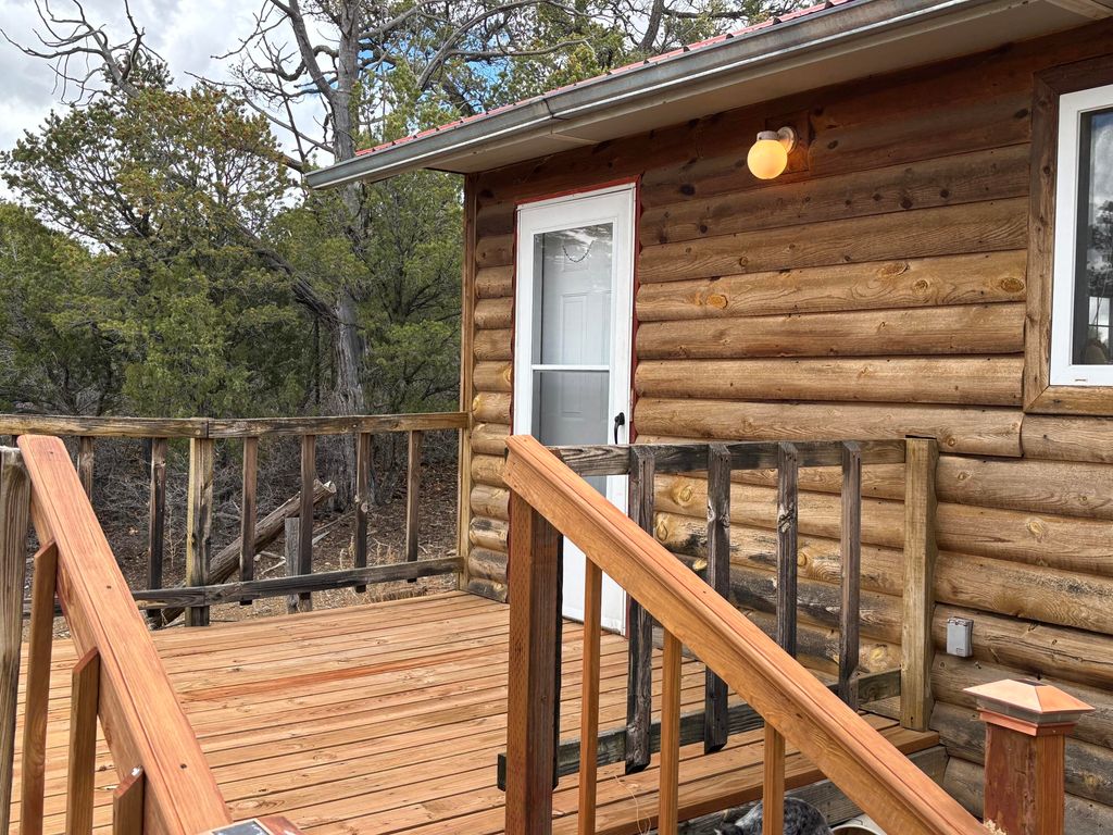 Image 7 of property listing at 37 Lasso Lane Lane, Pie Town, NM 87827