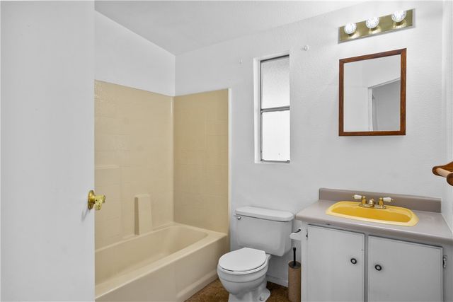 3323 E Leroy Avenue, Kingman, AZ 86409