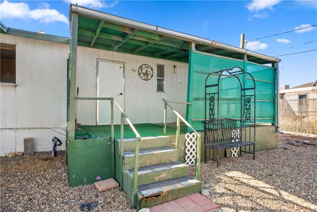 3323 E Leroy Avenue, Kingman, AZ 86409