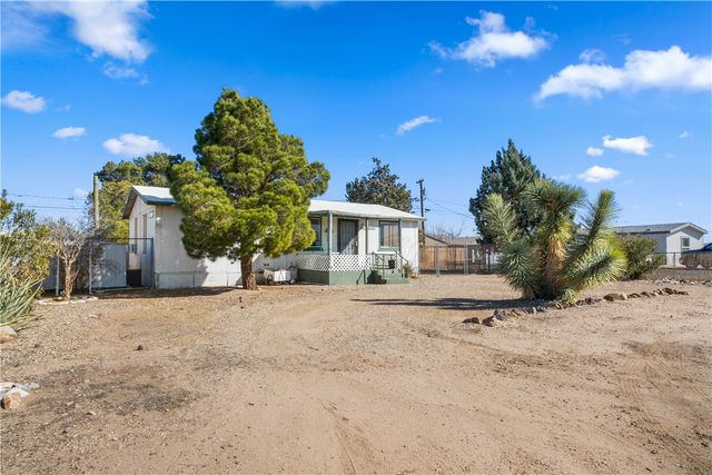 3323 E Leroy Avenue, Kingman, AZ 86409