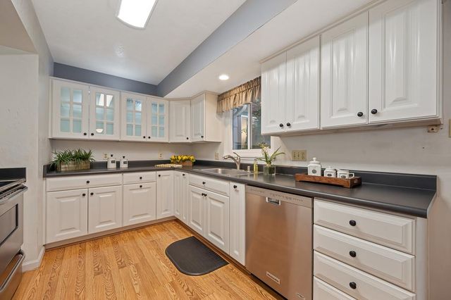 6619 Stratton Ave, Citrus Heights, CA 95621