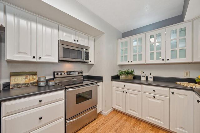 6619 Stratton Ave, Citrus Heights, CA 95621