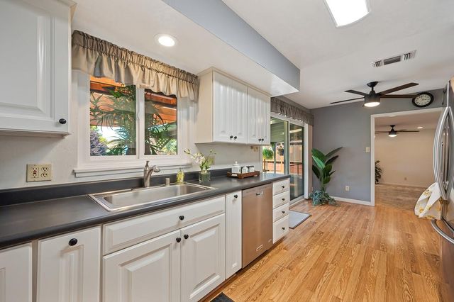 6619 Stratton Ave, Citrus Heights, CA 95621