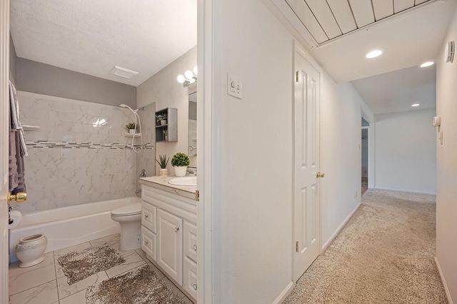 6619 Stratton Ave, Citrus Heights, CA 95621