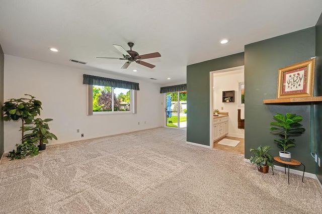 6619 Stratton Ave, Citrus Heights, CA 95621