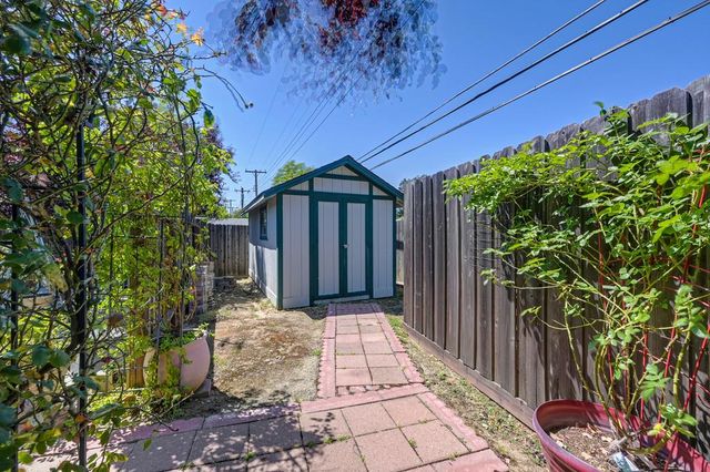 6619 Stratton Ave, Citrus Heights, CA 95621