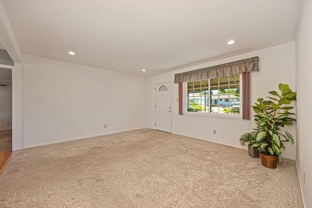 6619 Stratton Ave, Citrus Heights, CA 95621