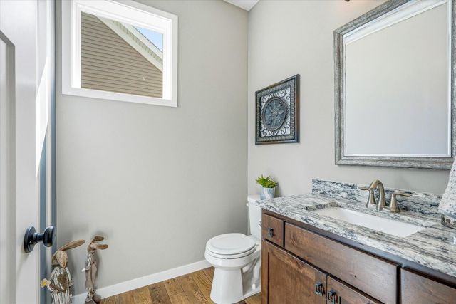 3547 Cove Point Circle NW, Prior Lake, MN 55372