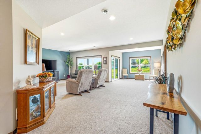 3547 Cove Point Circle NW, Prior Lake, MN 55372