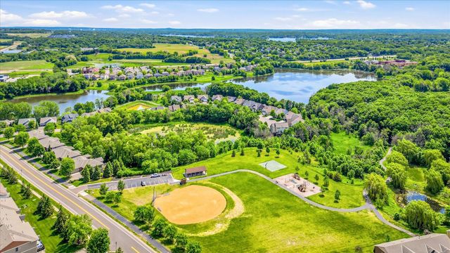 3547 Cove Point Circle NW, Prior Lake, MN 55372