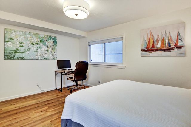 2323 Mastlands Drive, Oakland, CA 94611