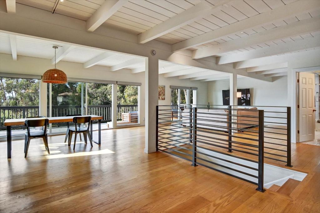 2323 Mastlands Drive, Oakland, CA 94611