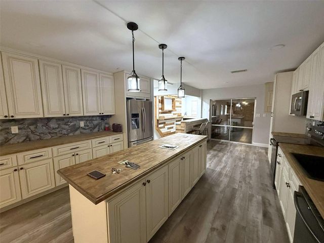 22508 BOLANOS COURT, Port Charlotte, FL 33952