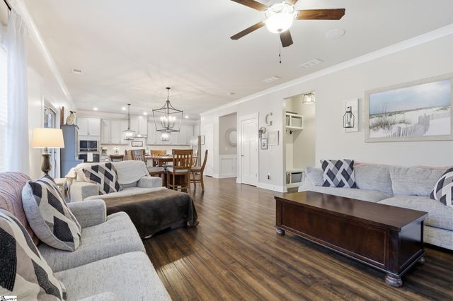 14 Park Vista Way, Greenville, SC 29617