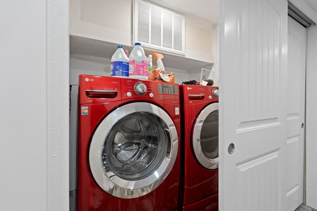 25510 S 605 loop Loop, Grove, OK 74344