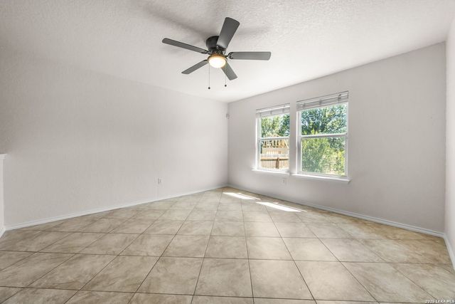 11008 Dublin Pl, San Antonio, TX 78254