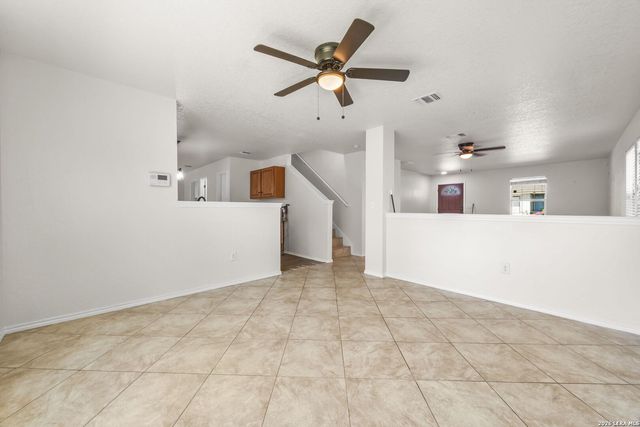 11008 Dublin Pl, San Antonio, TX 78254
