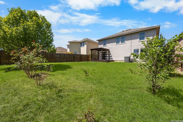 11008 Dublin Pl, San Antonio, TX 78254