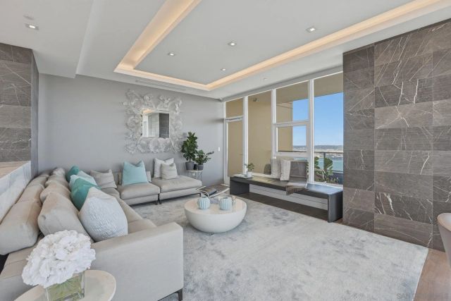 1325 Pacific Hwy 3503, San Diego, CA 92101