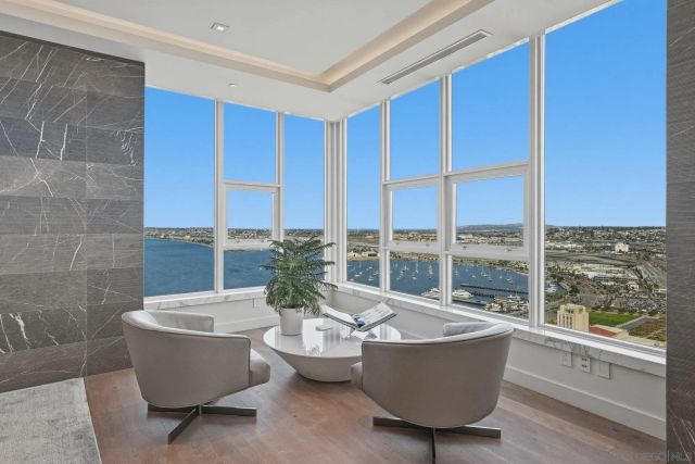 1325 Pacific Hwy 3503, San Diego, CA 92101