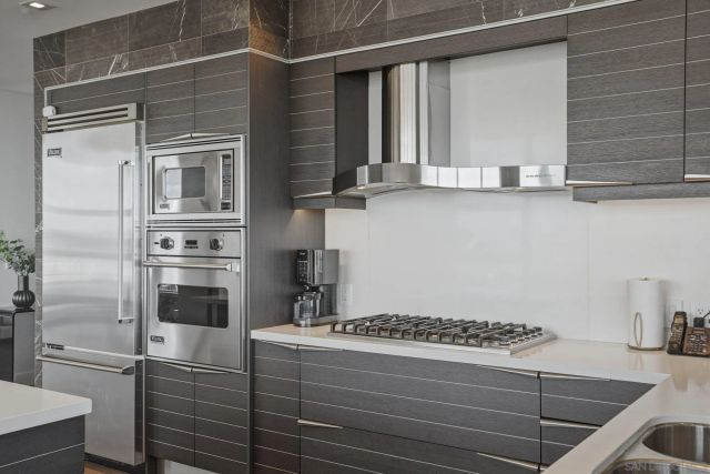 1325 Pacific Hwy 3503, San Diego, CA 92101
