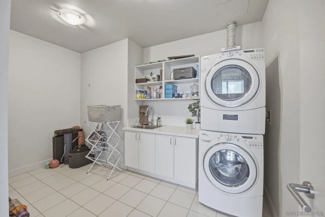 1325 Pacific Hwy 3503, San Diego, CA 92101