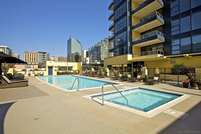 1325 Pacific Hwy 3503, San Diego, CA 92101