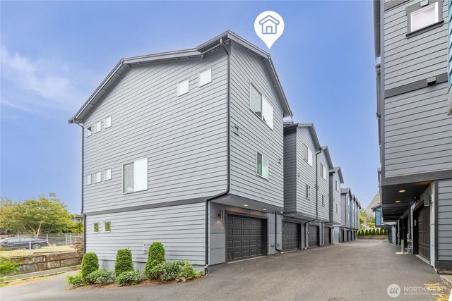 2732 S Andover Street, Seattle, WA 98108