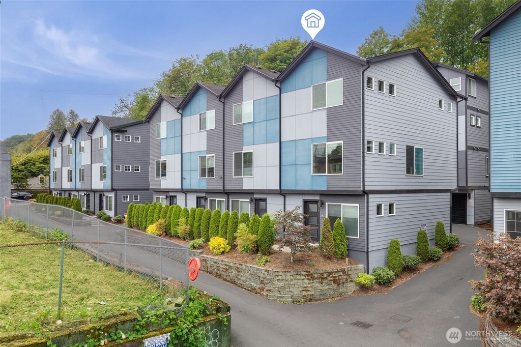 2732 S Andover Street, Seattle, WA 98108