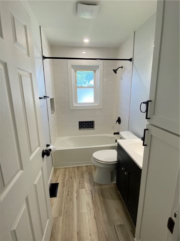 4037 Reading Road, Dayton, OH 45420