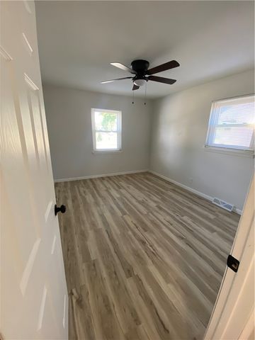 4037 Reading Road, Dayton, OH 45420