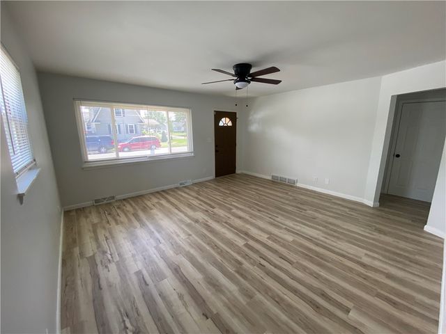 4037 Reading Road, Dayton, OH 45420