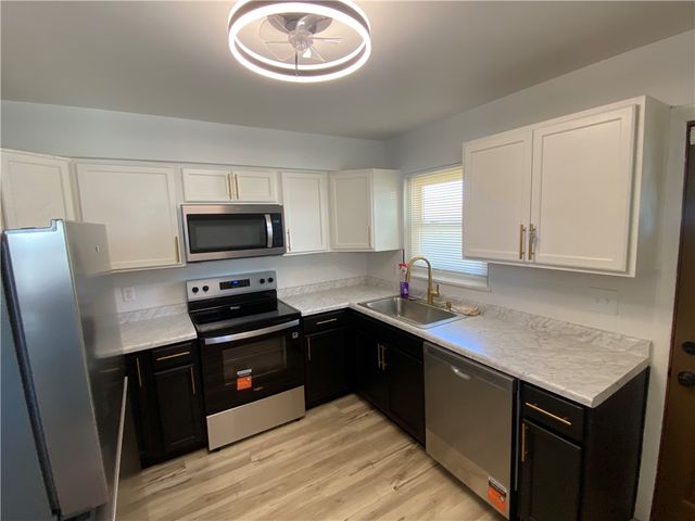 4037 Reading Road, Dayton, OH 45420