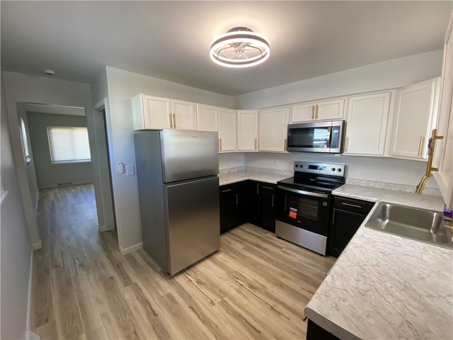 4037 Reading Road, Dayton, OH 45420