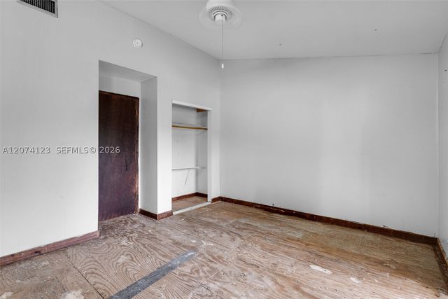 3711 Riverside Dr, Coral Springs, FL 33065