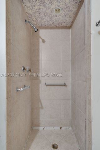 3711 Riverside Dr, Coral Springs, FL 33065