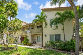 3711 Riverside Dr, Coral Springs, FL 33065