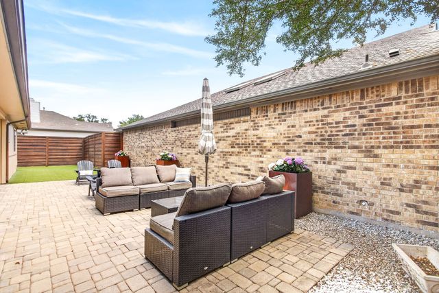 16603 Cleary Circle, Dallas, TX 75248